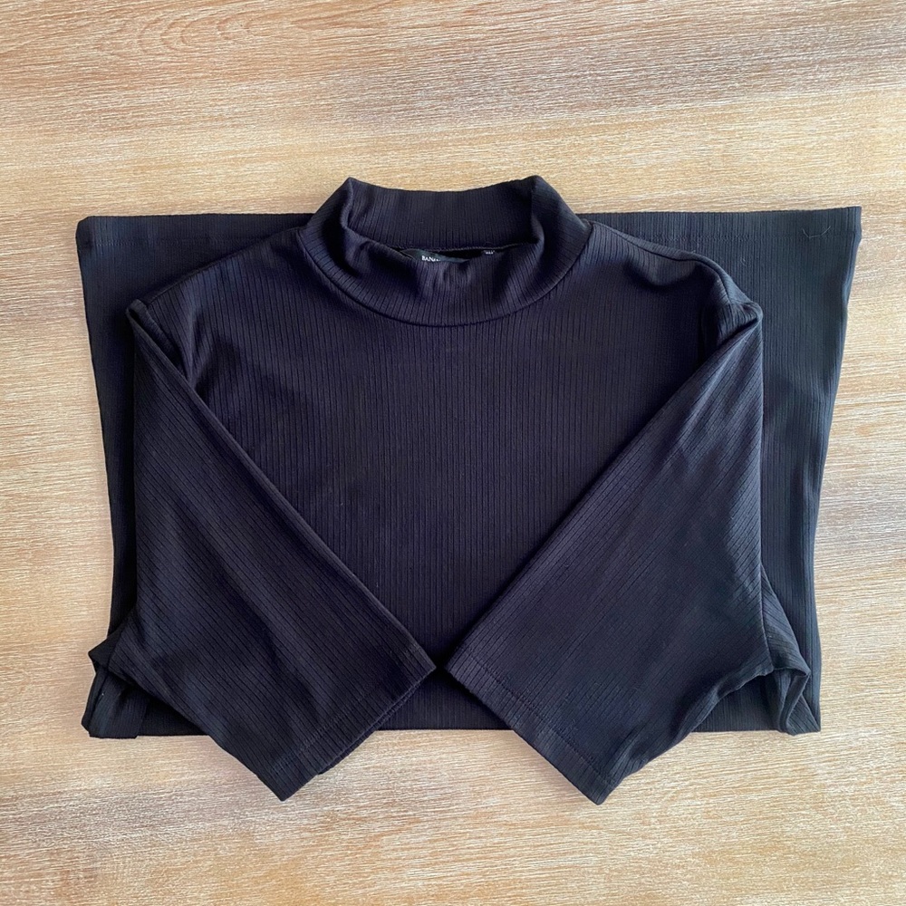 Black Ribbed Banana Republic mock neck Large